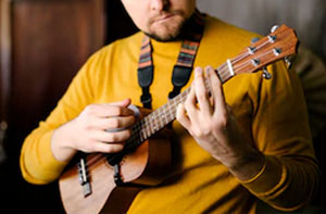 Ukulele Lessons Coventry (CV1) Ukulele Lessons Coventry (CV1)